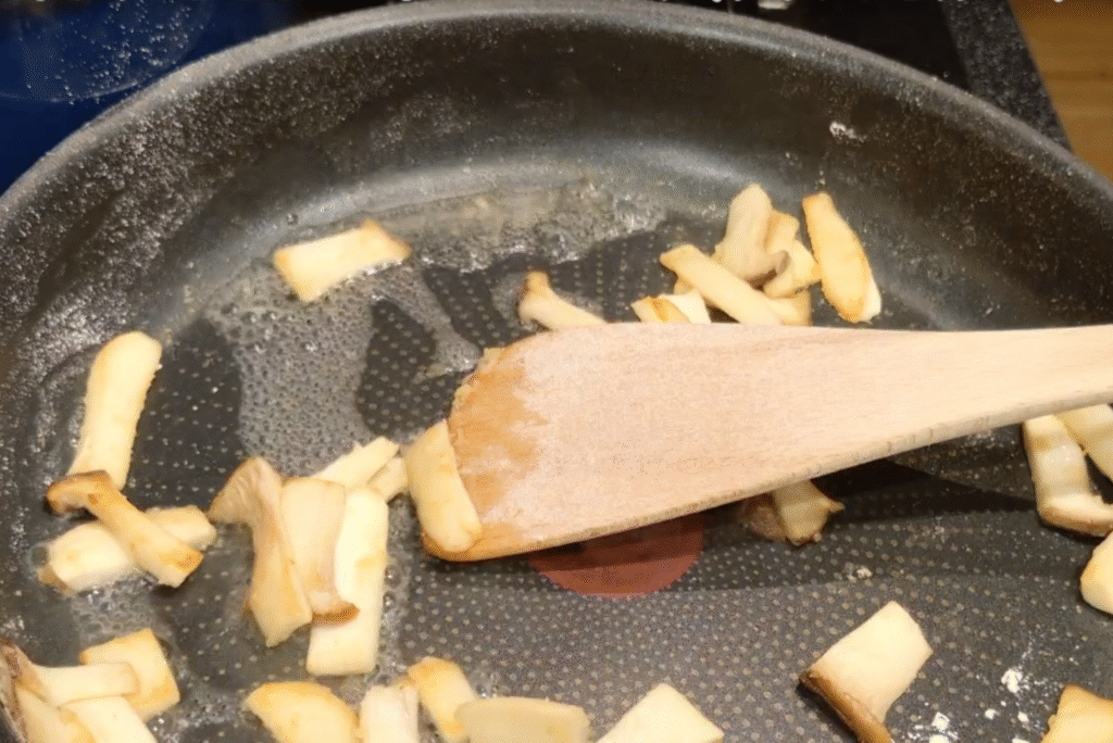 白ワインを蒸発させる写真