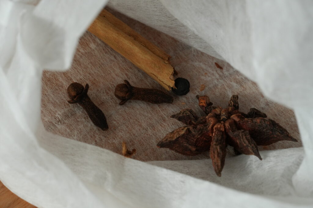 料理パックに入ったスパイスの写真